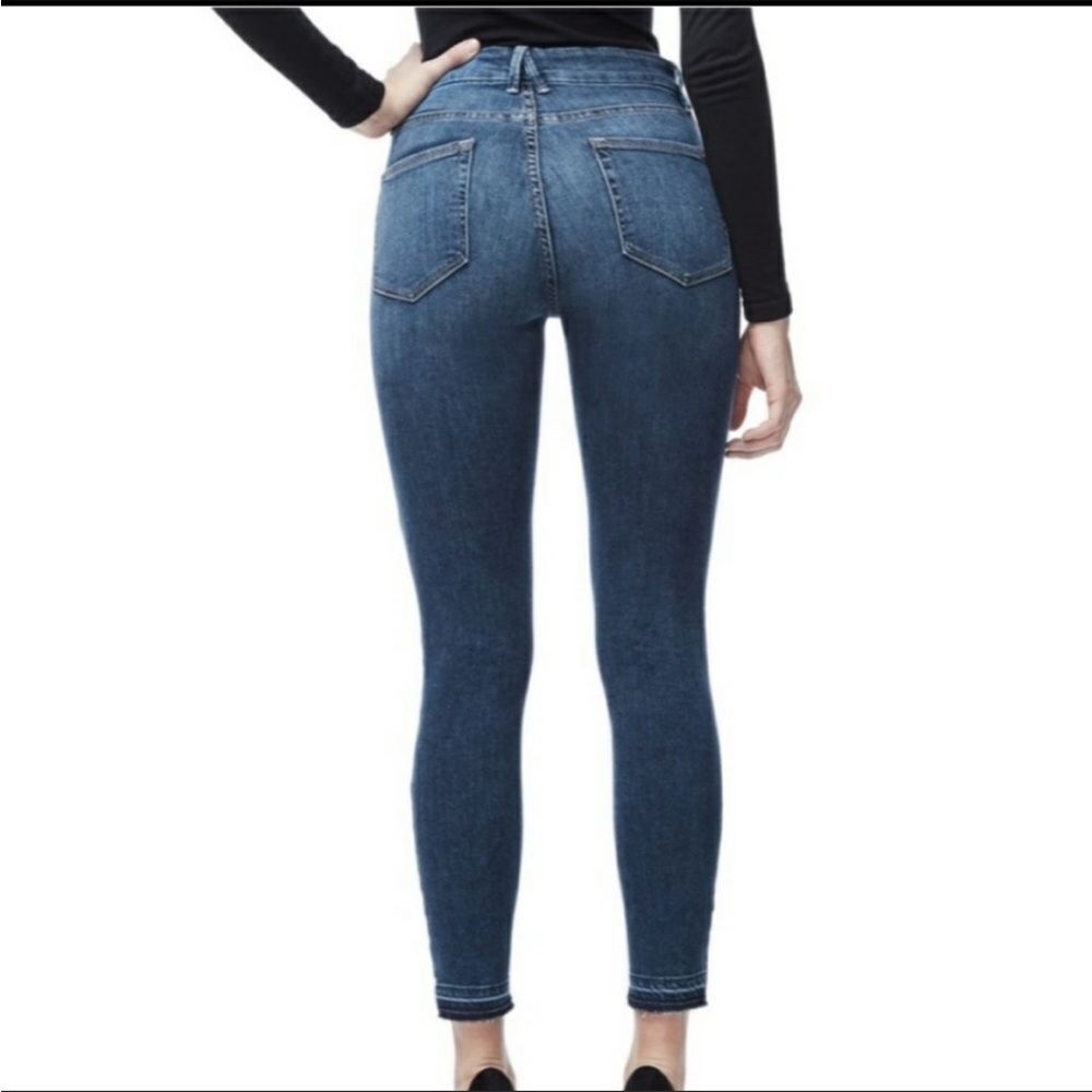 Good American Good Legs Skinny Jeans